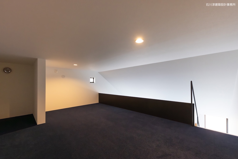 天井高1.4mのロフト部分