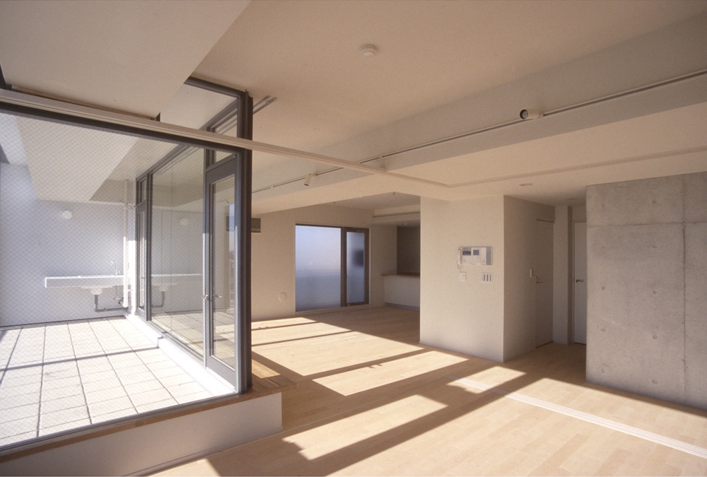 7階リビングのルーフテラス